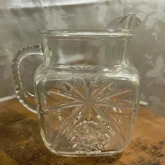 Anchor Hocking Depression Glass  40 Ounce Pitcher - Picture 8 of 8